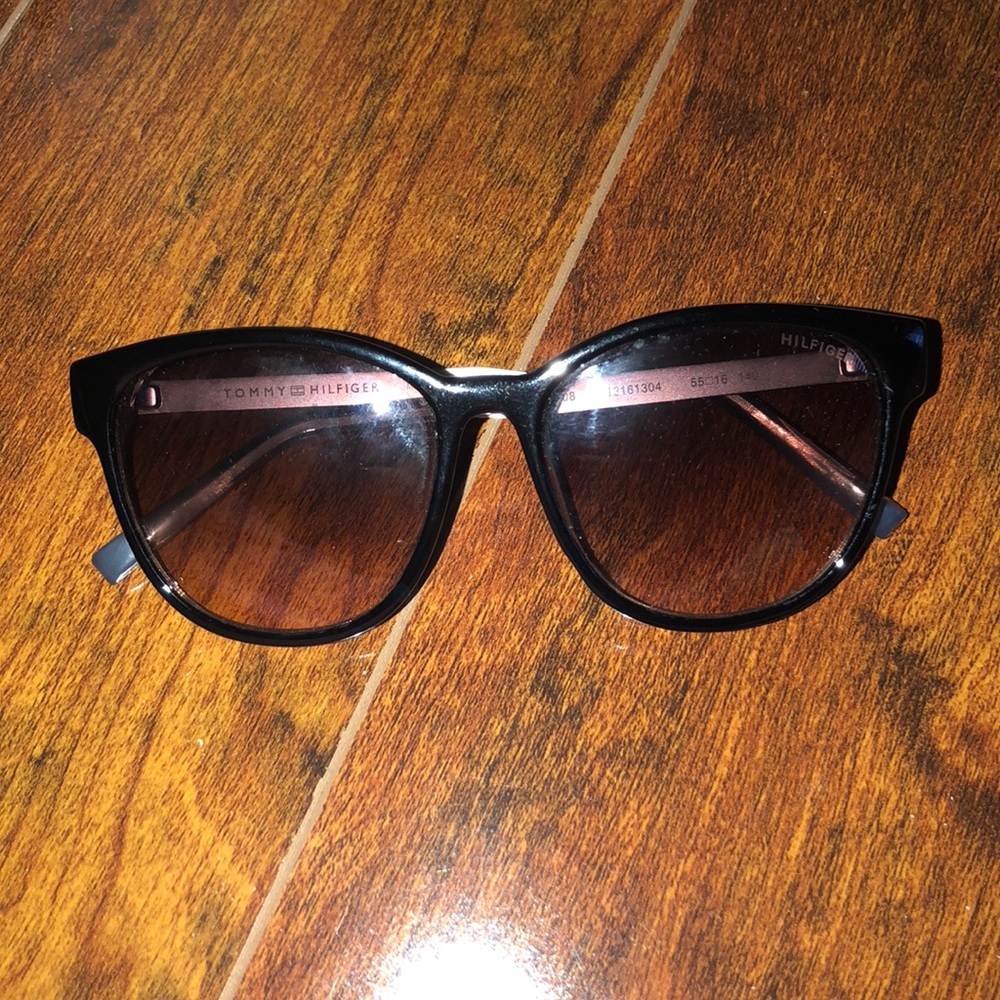 Tommy Hilfiger Sunglasses Cat Eye Square Shades